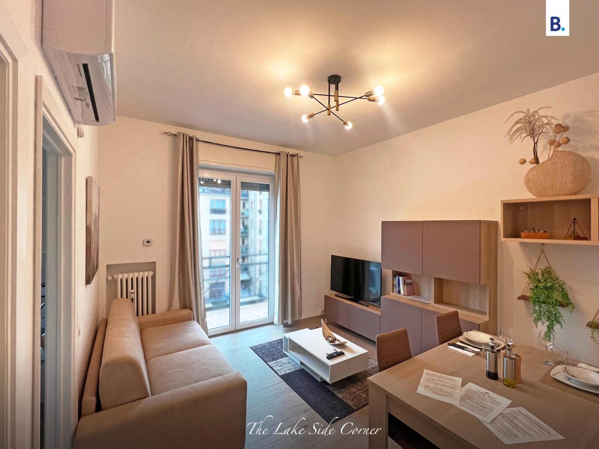 The Lake-Side Corner Apartment Комо Экстерьер фото